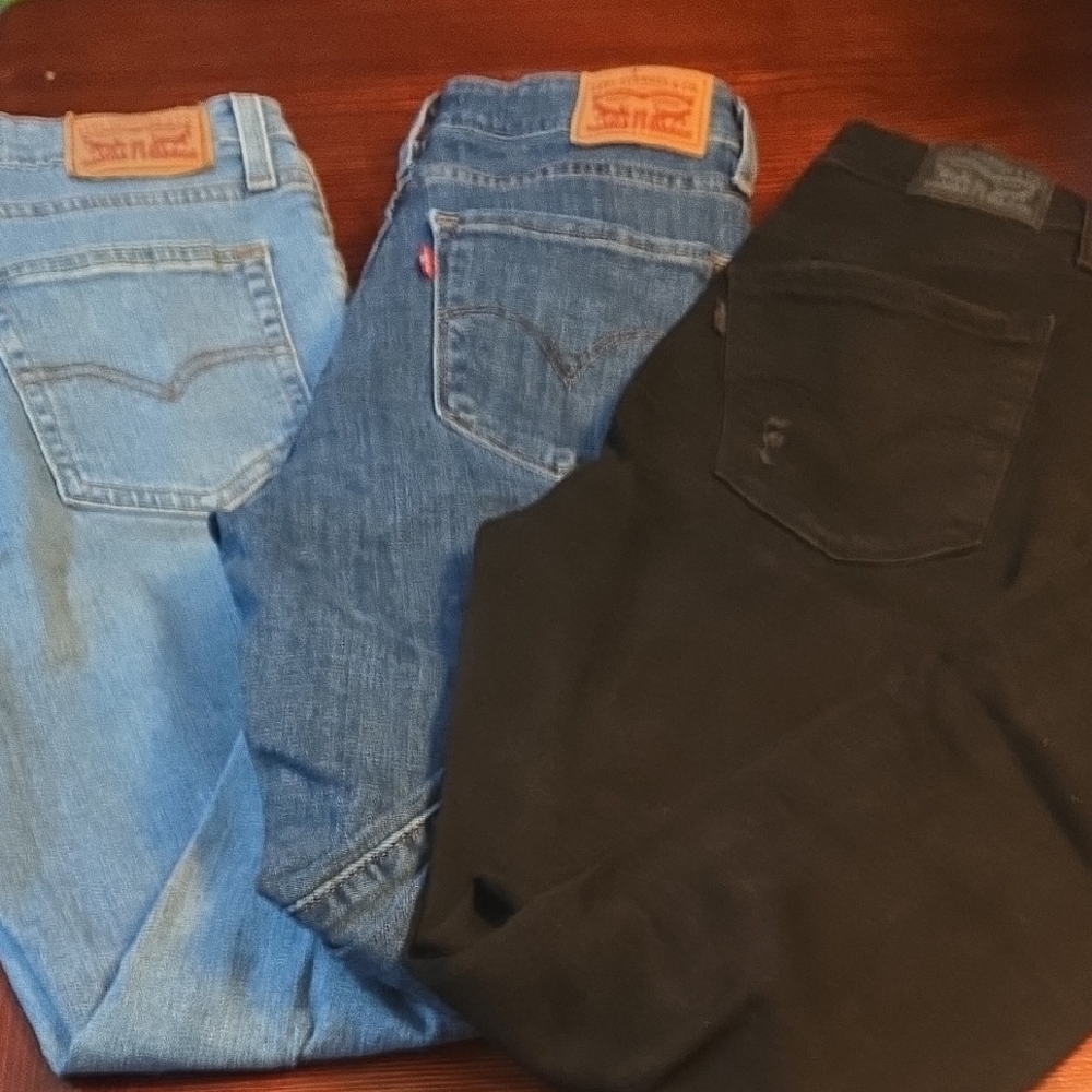 Levis 721 High Rise Bundle X 3 !